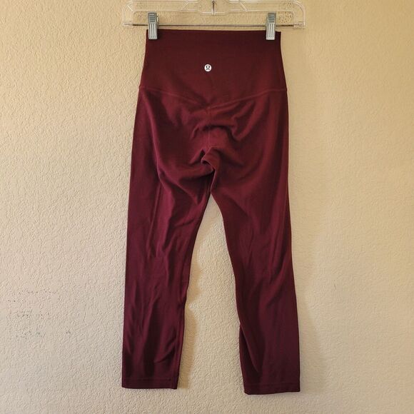 lululemon Align High-Rise Crop 21" Size 2 Red Burgundy W6BDTS Capri Workout - Picture 1 of 8
